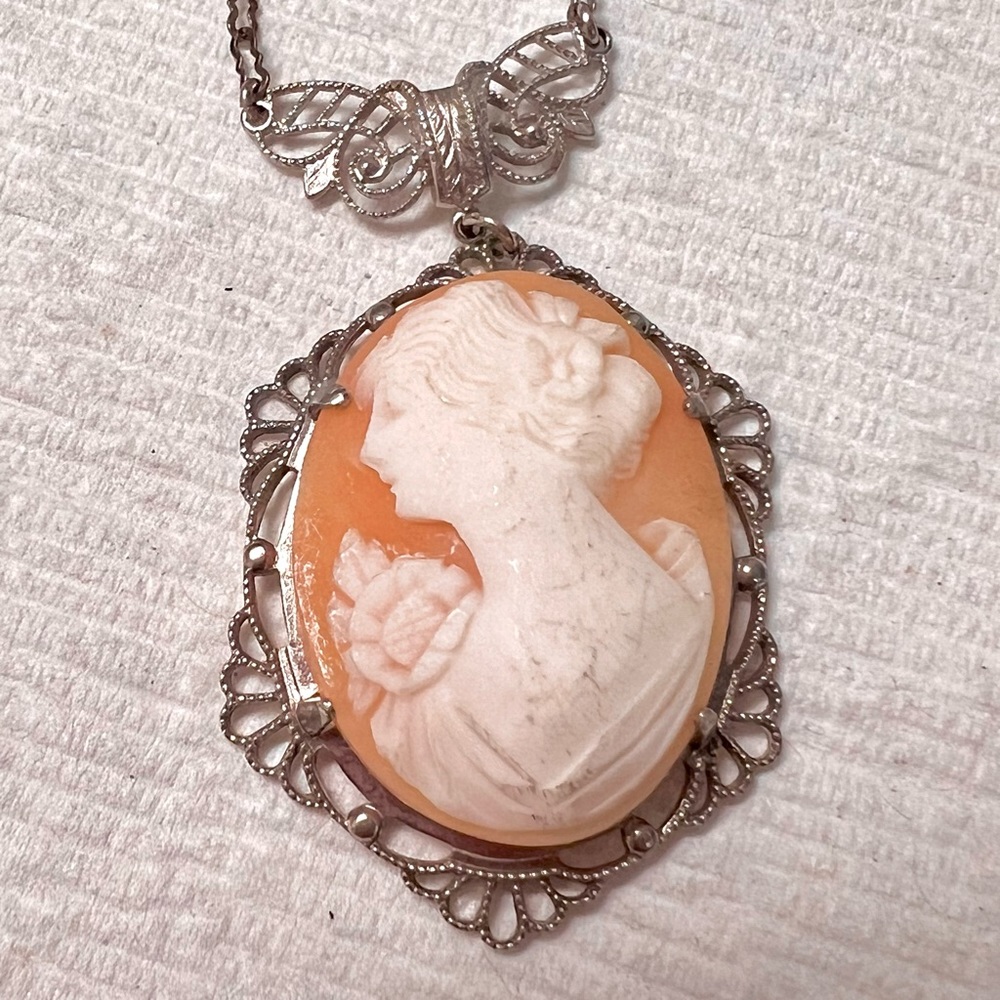 1920s Classic Shell Cameo Art Deco Sterling Silver & Marcasite Necklace Antique